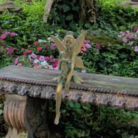 Estatuilla de Hada de las flores sentada Retro creativa, artesanías de resina divertidas, estatua de alas de Ángel, escultura de hadas hecha a mano, decoración de jardín - details 1