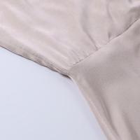 Vestido verde para mujer con cinturón, lazo en la espalda y abertura hueca. - details 14