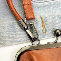 2025 Nuevo bolso bandolera vintage para mujer con correa ajustable para el hombro y cierre de beso - Bolso de color sólido en rojo, marrón claro, negro - Bolso de hombro pequeño elegante para atuendos informales y formales, bolso bandolera - details 5