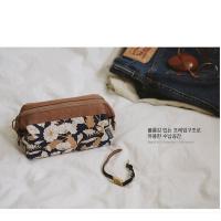 Bolso De Maquillaje Para Mujer Con Flamenco Gran Capacidad Organizador De Viaje Bolsa De Almacenamiento De Cosméticos Portátil Bolsa De Viaje Esencial - details 5