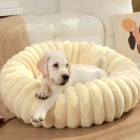 Práctica cama gruesa y cálida para perros, cama suave y cómoda con forma de Donut, nidos para perros de peluche, sofá cama redondo para cachorros para otoño e invierno - details 1