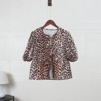 Elegante camisa delgada con tirantes huecos de leopardo blusa y relajada para mujeres blusa de manga corta de cuello o blusa - details 3