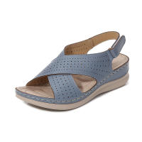 Sandalia 2025 Summer Beach Moda grande con puntera con abrazadera Cabeza redonda Sandalias frescas para mujer - details 2