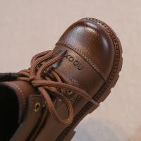 Botas cortas de cuero antideslizantes para niñas, zapatos versátiles de suela gruesa suave, estilo coreano, a la moda, otoño e invierno, 2024 - details 6