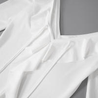 Vestido D24DS372 para mujer con volantes, cuello puntiagudo, tirantes y mangas acampanadas - details 12