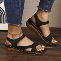 Sandalias de Verano Blancas Casuales Ajustables con Correa de Gancho y Bucle, Tacón de Cuña Grueso, Cubierta PU, Perfectas para Salidas, Compras, Paseos de Playa - details 4