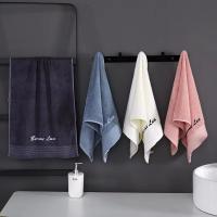 Paquete de toallas de bambú para baño, juego de toallas de baño con letras bordadas, mano, cara y pelo, Color blanco - details 1