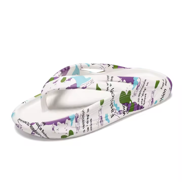 Chanclas de moda para hombre, sandalias ligeras de suela blanda, adecuadas para caminar en la playa y en casa. - 1