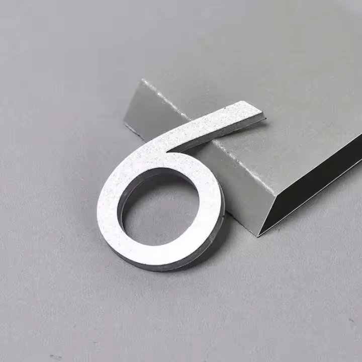 Pegatina de Casa 3D Placa de Puerta Adhesiva Decoración de Hogar al Aire Libre para Caja de Correo de Apartamento de Hotel - 1