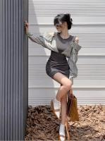 Vestido de manga larga de dos piezas falso empalmado, falda corta ajustada con hombros descubiertos y nicho de otoño - details 18