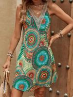 Nuevo vestido estilo de vacaciones bohemio exótico de encaje con cuello en V y estampado floral - details 5