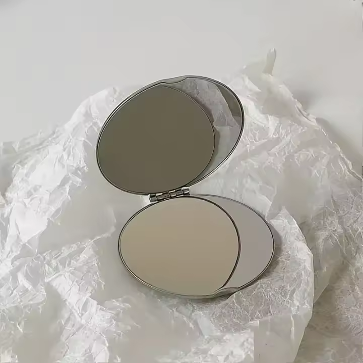 Espejo de Maquillaje Doble Cara Portátil Pequeño, Plegable, Luz de Escritorio para Estudiantes de Dormitorio - 1