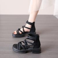 Sandalias verano de las mujeres 2025 nuevo desgaste exterior antideslizante de fondo plano zapatos de playa versátil negro vacío botas frescas marea - details 3