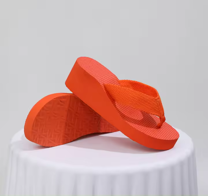 Tongos de Verano de Tacón Alto Zapatillas de Playa de Moda para Mujeres - 1
