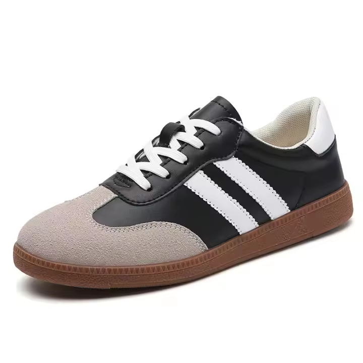 Nuevos zapatos de mujer, zapatos planos informales a la moda, zapatos vulcanizados para mujer, zapatillas para caminar al aire libre, zapatos clásicos cómodos para mujer, negro y blanco - 1