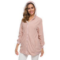 Suéter de lana con chaqueta de lana de cordero con capucha y cremallera para mujer - details 8
