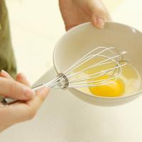 Batidor de huevos de acero inoxidable, batidor Manual de alambre con globo, mezclador de leche, crema, mantequilla, utensilio de cocina para hornear - details 5