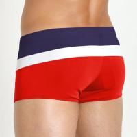 Nuevo 2025, bañadores deportivos informales para playa para hombre, traje de baño de ángulo plano antiexposición con bloques de Color a rayas, hecho en China - details 4