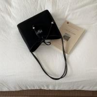 Bolso de cubo con lazo coreano para mujer, bolso de ocio Y2k con lazo para axila, bolso de hombro dulce de cuero Pu - details 3