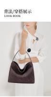 Bolso de mano tejido a mano de gran capacidad, mate, con textura moderna, versátil, para llevar al hombro, para ir al trabajo, tipo cubo, bandolera, para mujer - details 4