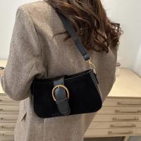 Bolso bandolera ligero para mujer con correa ajustable - Bolso cuadrado pequeño, cierre a presión, disponible en beige/tan/rojo/negro - Uso diario y formal, regalo perfecto para ella, bolso bandolera, bolso moderno y elegante, herrajes dorados, accesorio - details 13