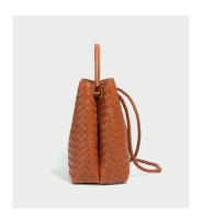 Nuevo Bolso popular Bolso de mano tejido con hebilla de cuerda de metal Bolso de hombro Bolso de mujer retro de gran capacidad átil - details 11