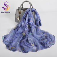 BYSIFA 4 momme Bufanda larga de seda 100% para mujer Elegante diseño de flor de magelia rosa púrpura Gasa de verano Mantón de protección solar ultralargo Envolturas de playa para cubrir con embalaje de regalo - details 13