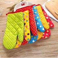 Guantes de algodón resistentes al calor, manoplas gruesas con aislamiento para microondas y horno - details 0