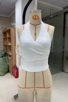 Top corto liso con cuello de pico para mujer, Top corto con cuello Halter, camisetas sin mangas informales básicas con espalda descubierta, camiseta estética Y2k para Yoga y verano - details 1
