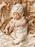 Conjunto de Fotografía de Recién Nacido Estilo Nórdico Mono de Punto con Sombrero de Flor de Crochet Estudio de Fotografía de Bebé con Muñeca Arcoíris - details 2