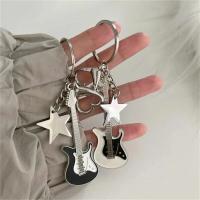 Llave de Estrella de Corazón de Guitarra Accesorio Vintage Rock Punk para Hombres y Mujeres - details 1
