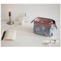 Bolso De Maquillaje Para Mujer Con Flamenco Gran Capacidad Organizador De Viaje Bolsa De Almacenamiento De Cosméticos Portátil Bolsa De Viaje Esencial - details 12