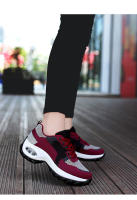 Zapatillas de moda para mujer Zapatillas de malla transpirable con amortiguación de aire Zapatos casuales con aumento de altura para mujer - details 1
