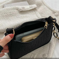 Bolso de mano cuadrado pequeño para mujer, diseño de fieltro para las axilas, moderno, para Debo de la Media Luna - details 20