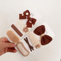 4PCS Clip De Pelo Para Bebés Con Peluche Falso Accesorios De Cabello Para Niñas Estilo Coreano Y Japonés Floral Adecuado Para Otoño E Invierno - details 14