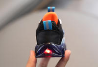 Zapatillas de malla con luces LED para niños y niñas, zapatos deportivos con Velcro, zapatillas luminosas para correr - details 12