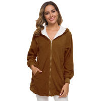 Suéter de lana con chaqueta de lana de cordero con capucha y cremallera para mujer - details 21