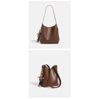 Bolso de cubo de cuero suave para mujer, nicho de sentido Premium, nuevo temperamento, bolso de mensajero simple de gran capacidad - details 10