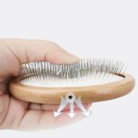 Peines para el pelo con mango de madera para perros, herramienta para desmatting de mascotas con agarre cómodo y ahorro de trabajo, almohadilla acolchada para quitar el desprendimiento - details 6