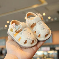 Sandalias huecas de verano para niños pequeños, zapatos transpirables de suela suave para niña, bolsa para la cabeza de princesa - details 1