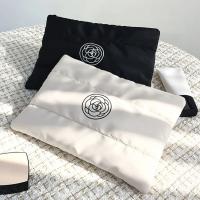 Bolsa de Maquillaje Floral de Algodón Portátil Bolsa de Almacenamiento de Cosméticos de Gran Capacidad con Diseño de Acolchado Ideal para Viajes - details 8