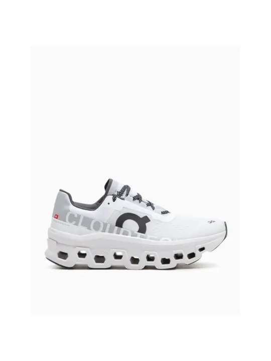EN MUJER CLOUDMONSTER TODO BLANCO - 1