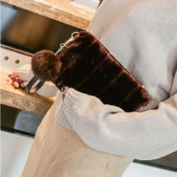 Bolso de mano con pompón de felpa para mujer, de Color sólido bolso de mano, bolsos de sobre para fiesta de noche, Invierno - details 0