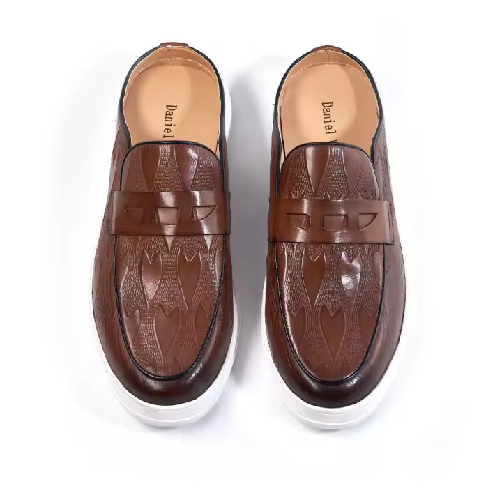 Mocasines de cuero de vaca para hombre, zapatos de medio arrastre con puntera abierta. - 1