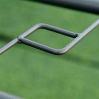 Mesa de Jardín Exterior de Metal Rectangular con Borde Curvado Capacidad de 70kg Vidrio Templado - details 17