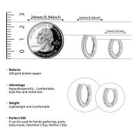 Pendientes de aro pequeños para mujer Pendientes de aro con circonitas chapados en oro Conjunto de aretes de aro Huggie - details 4