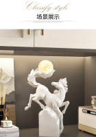 Adornos artesanales modernos de la Sala de estar de caballos de resina pequeños adornos de escritorio de la Oficina de lámparas nocturnas - details 5