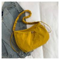 Bolso de hombro plisado de nailon a la moda, bolso cruzado con cordón de estilo coreano de Color sólido, bolso de mano ligero de gran capacidad para niñas - details 2