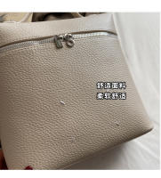 Mochila de viaje diario personalizada de PU de color sólido 2025, bolso cruzado simple de un solo hombro, bolso vertical para mujer - details 5