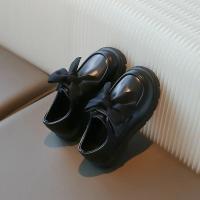 Zapatos de cuero para niñas, mocasines versátiles de estilo coreano con fondo suave y pajarita, para otoño, 2024 - details 3